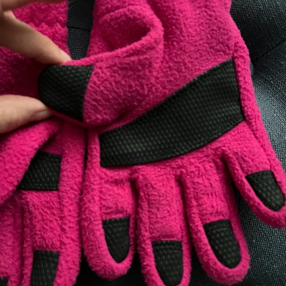 **2xHP** The North Face Winter Gloves (Kids/Youth Medium) - Picture 5 of 10